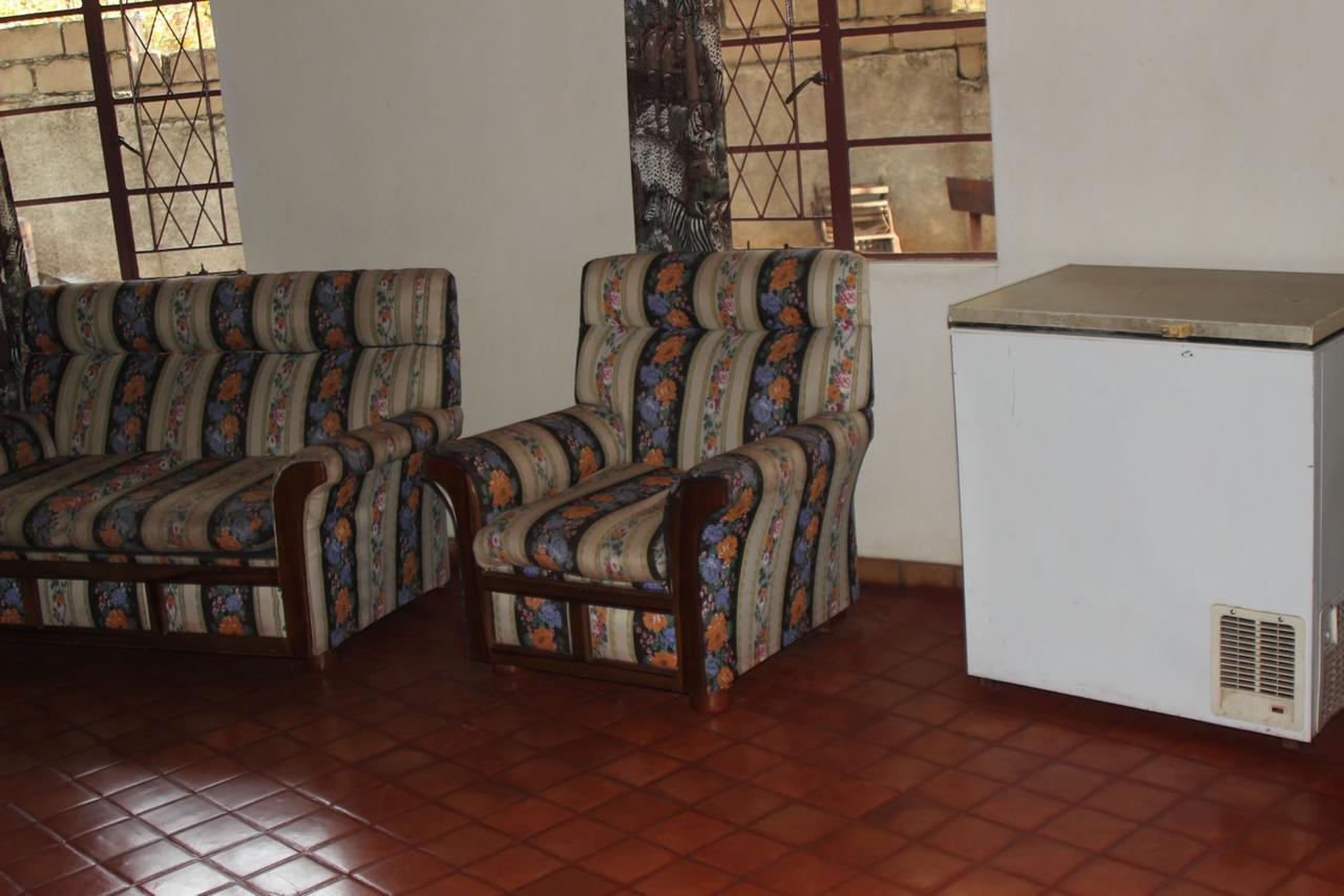 Mosi-Ua-Tunya Lodge วิกตอเรียฟอลส์ ภายนอก รูปภาพ