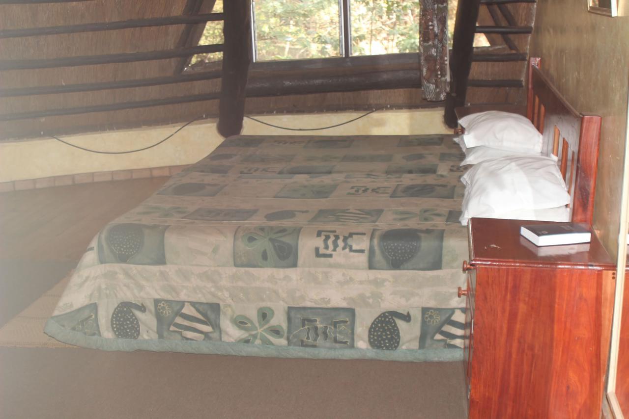 Mosi-Ua-Tunya Lodge วิกตอเรียฟอลส์ ภายนอก รูปภาพ